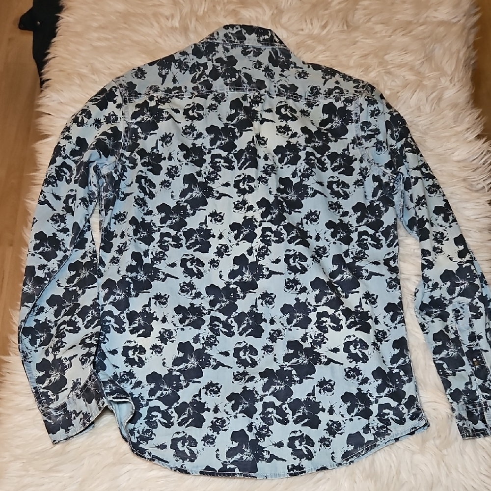 INC International Concepts Coastal Wash Floral Button Down Shirt – Size Small - Picture 7 of 7